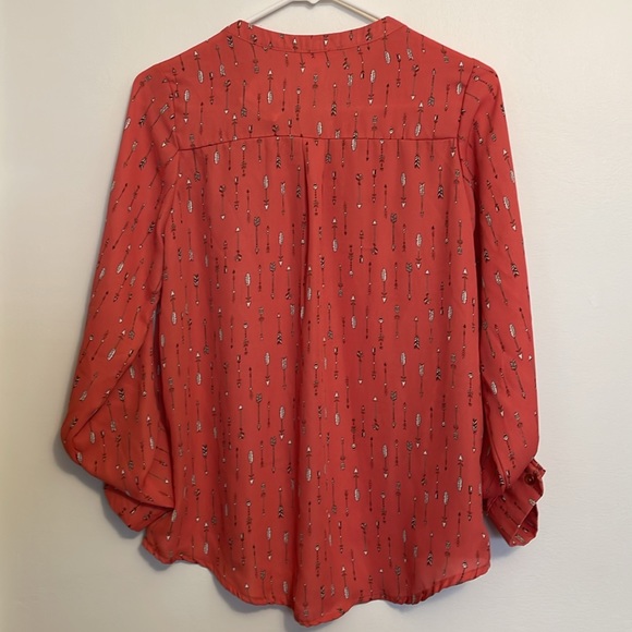 WOMENS SMALL CORAL BLOUSE NEVER WORN - Picture 3 of 6